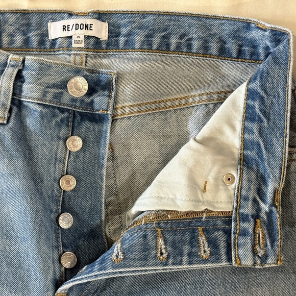 Re/Done 90’s Comfy High Rise Loose Fit Jeans‎ - Picture 4 of 16